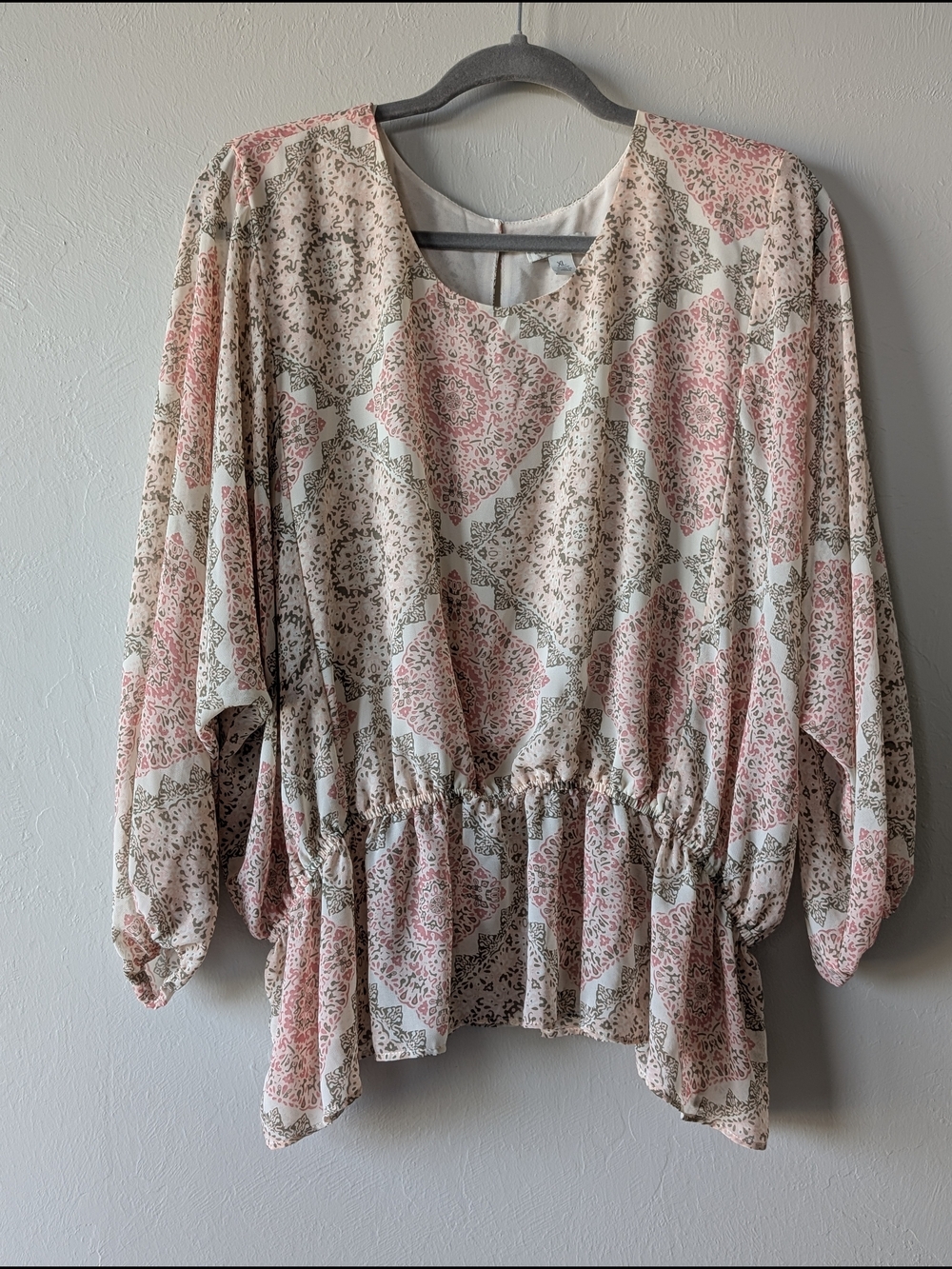 Cato Chiffon Pink Cream Printed Peplum Tunic Top Size XL Elastic Cuff  Flowy